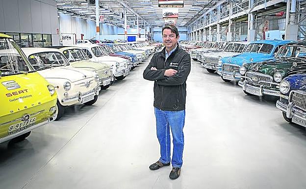 Zona de exposición de los vehículos correspondientes a las primeras etapas de producción.