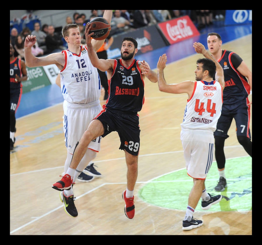 Fotos: Fotos del Baskonia - Anadolu