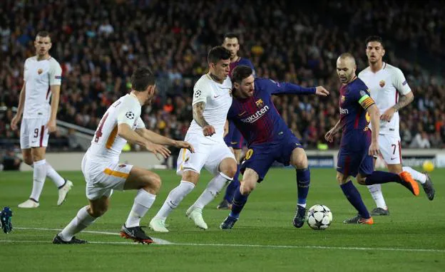 Leo Messi, durante el aprtido ante la Roma. 