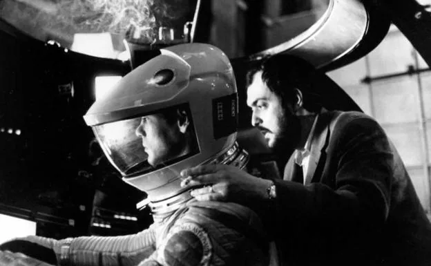 Rodaje. Stanley Kubrick tardó cuatro años en rodar '2001'.Debido a su legendario perfeccionismo, el presupuesto se disparó de los 4,5 a los 10,5 millones de dólares.