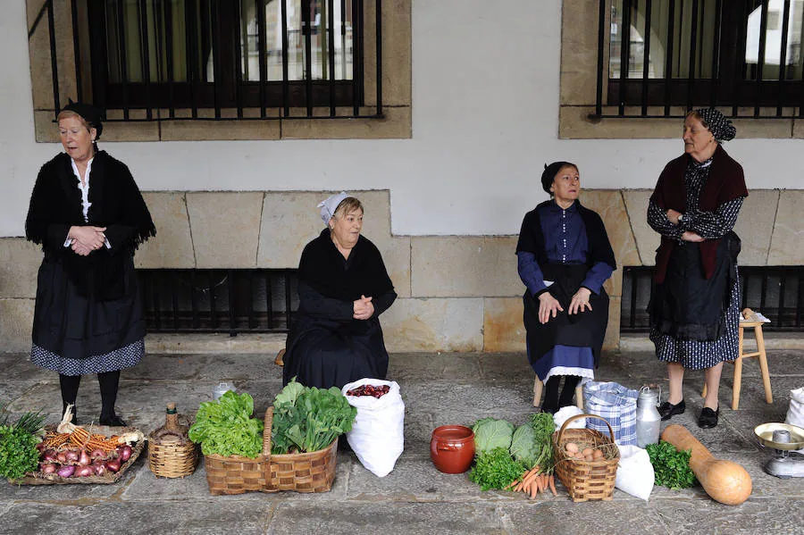 Fotos: Gernika recrea varios pasajes de la vida en la retaguardia durante la Guerra Civil