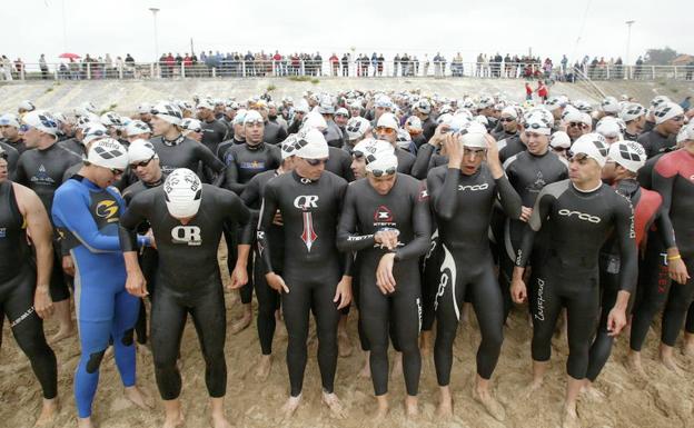 El triatlón de Gorliz es una de las pruebas preferidas para los deportistas.