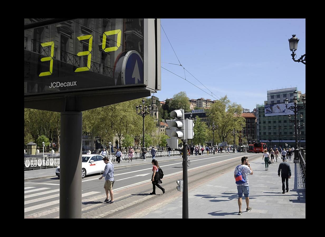 Fotos: Bizkaia disfruta de temperaturas veraniegas en abril