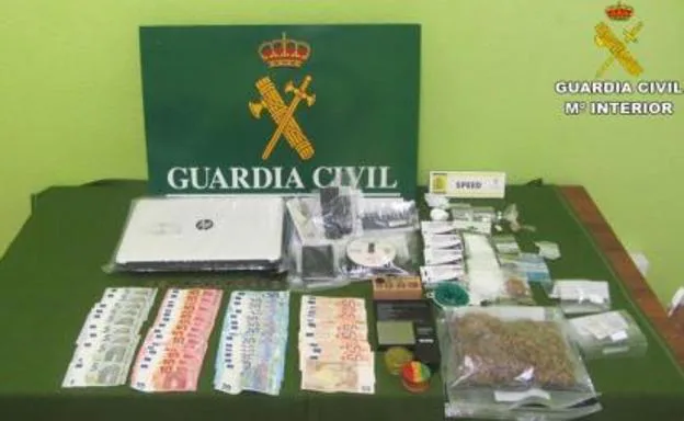 Detenido en Bilbao un hombre por ofrecer dinero a menores a cambio de imágenes sexuales