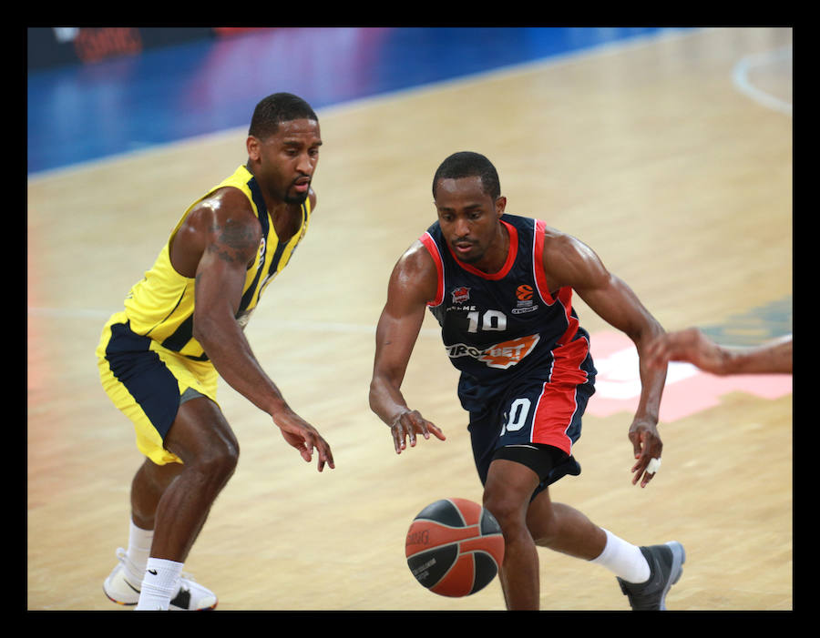 Fotos: Fotos del tercer encuentro de play off entre el Baskonia y el Fenerbahce