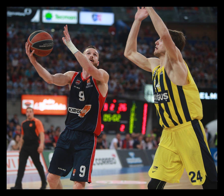 Fotos: Fotos del tercer encuentro de play off entre el Baskonia y el Fenerbahce