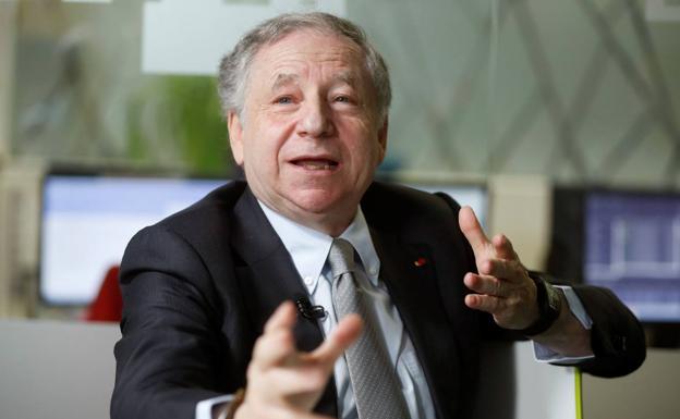 Jean Todt, preside la Federación Internacional del Automóvil (FIA). 