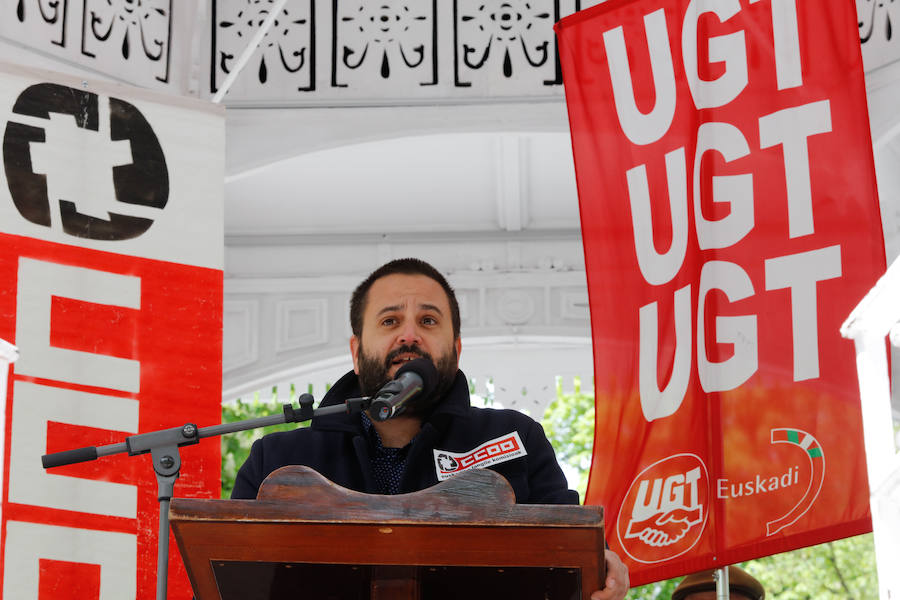 ELA, LAB y CC OO y UGT reclaman empleos dignos, mejoras salariales e igualdad