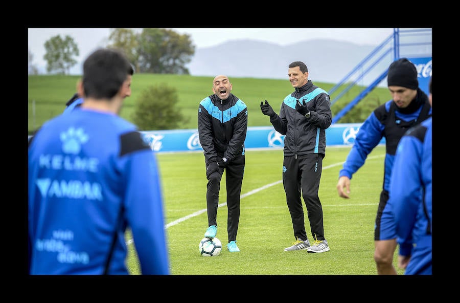 Las ausencias de Sobrino y Pedraza, por sanción; además de la de Hernán Pérez, por lesión, han obligado a Abelardo a retocar algunas piezas de su parcela ofensiva