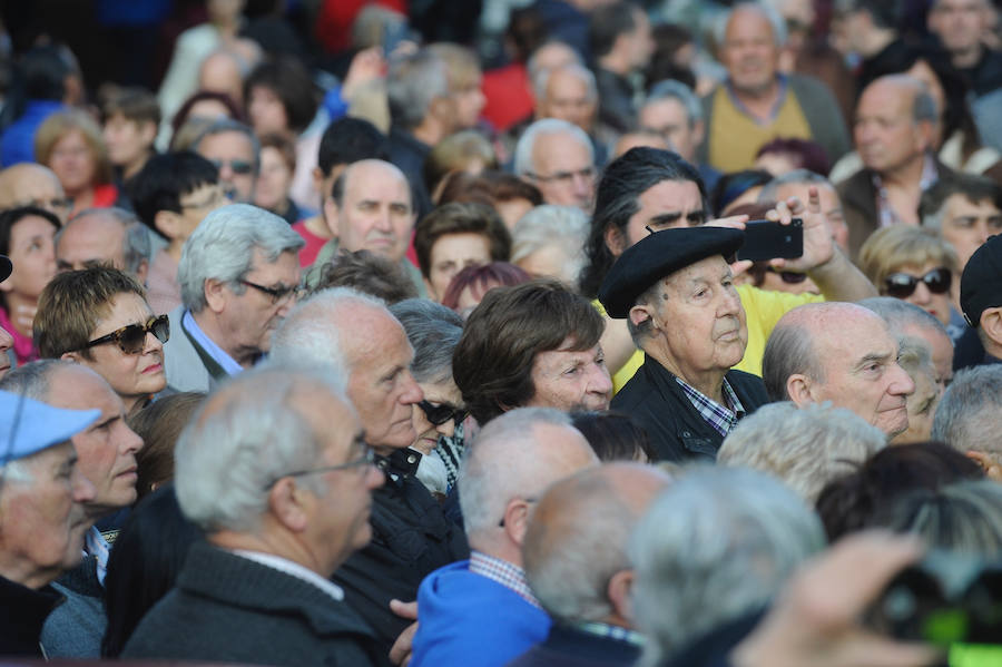 La marcha de protesta se produce pese al pacto PP-PNV para elevar las prestaciones este año y el próximo en base al IPC