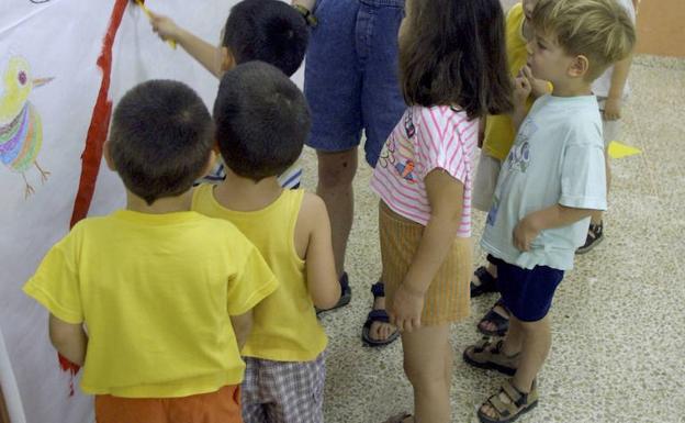 La carta viral de una directora de un colegio: «Hay un niño en cuarto que a partir del lunes será una niña»