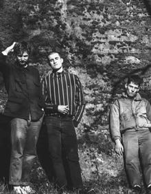 Imagen secundaria 2 - Tres de los grupos presentes: Berri Txarrak, Toundra y Vulk.