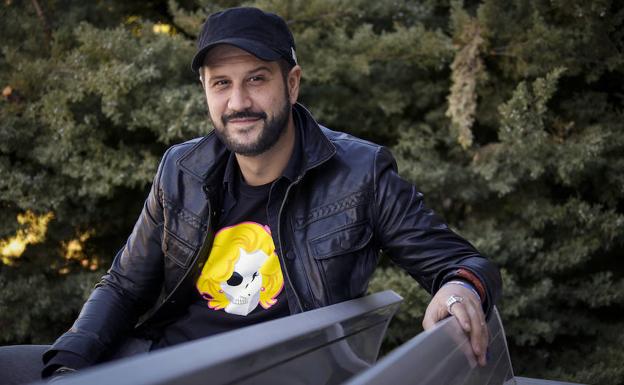 Stefan Kapicic posa en la Heroes Comic Con de Madrid.