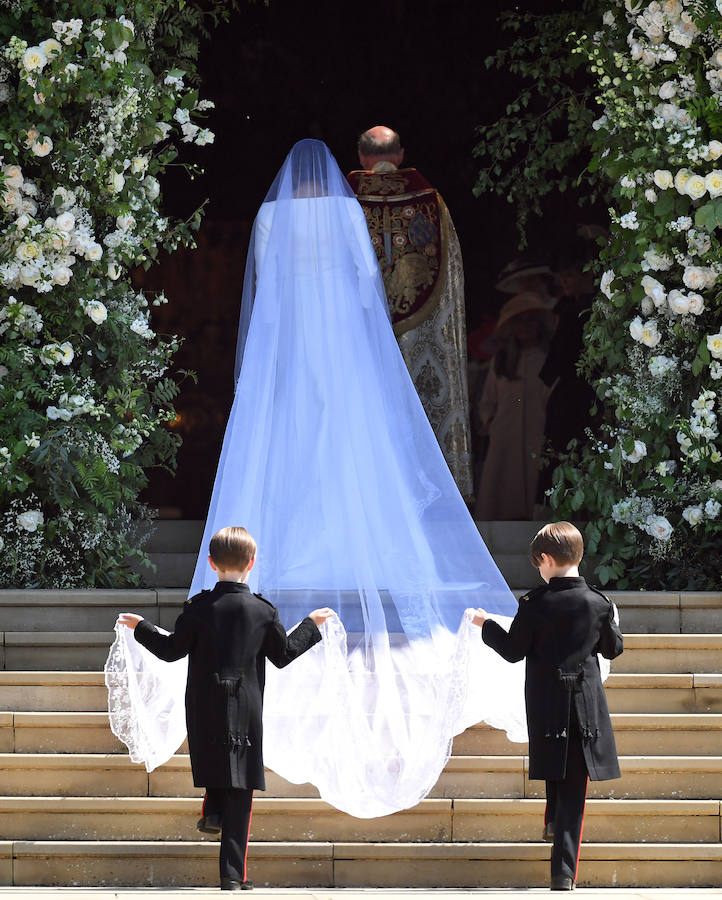 Fotos: El vestido de novia de Meghan Markle al detalle