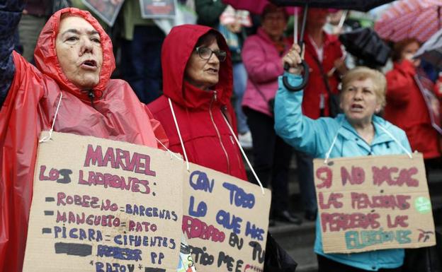 Los pensionistas vuelven a tomar Bilbao para pedir que la moción de censura recoja sus demandas