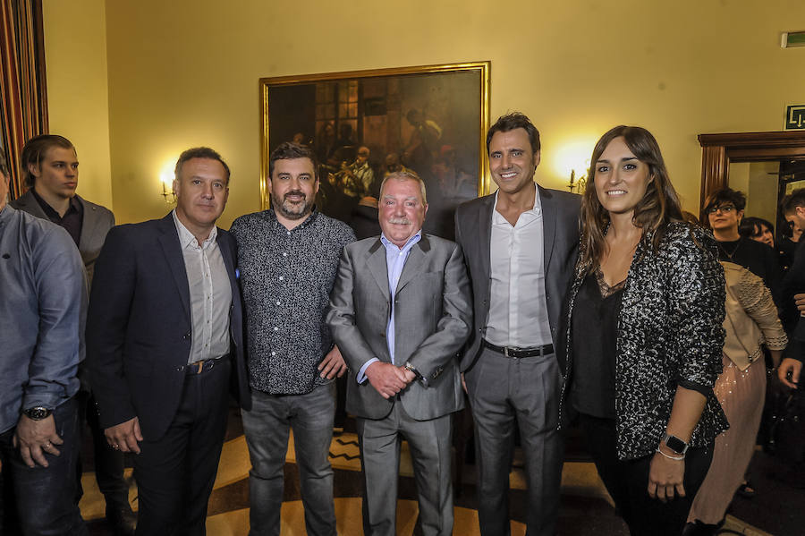 Eduardo Velasco, Ander González, Agustín Herranz, Jon Aramendi y Gabriela Uriarte. 
