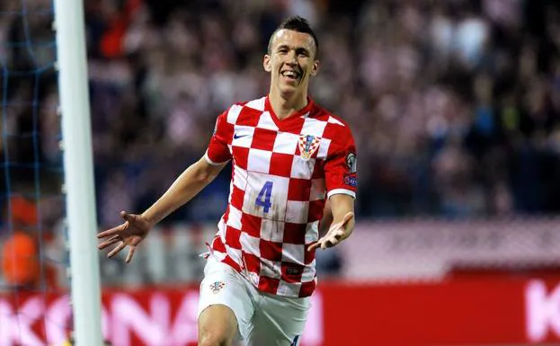 Perisic celebra un gol con Croacia./