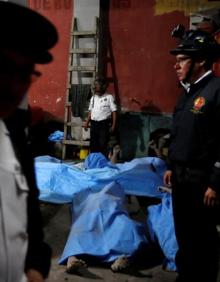 Imagen secundaria 2 - La muerte de un niño eleva a 70 las víctimas por la erupción del volcán en Guatemala