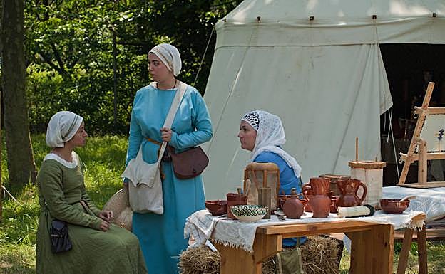 Imagen principal - Encuentro medieval en Muskiz: la historia más divertida