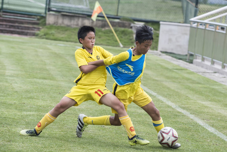 El Correo visita la mayor escuela de fútbol del mundo