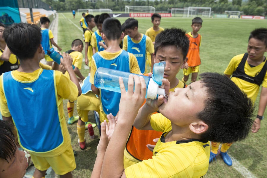 El Correo visita la mayor escuela de fútbol del mundo