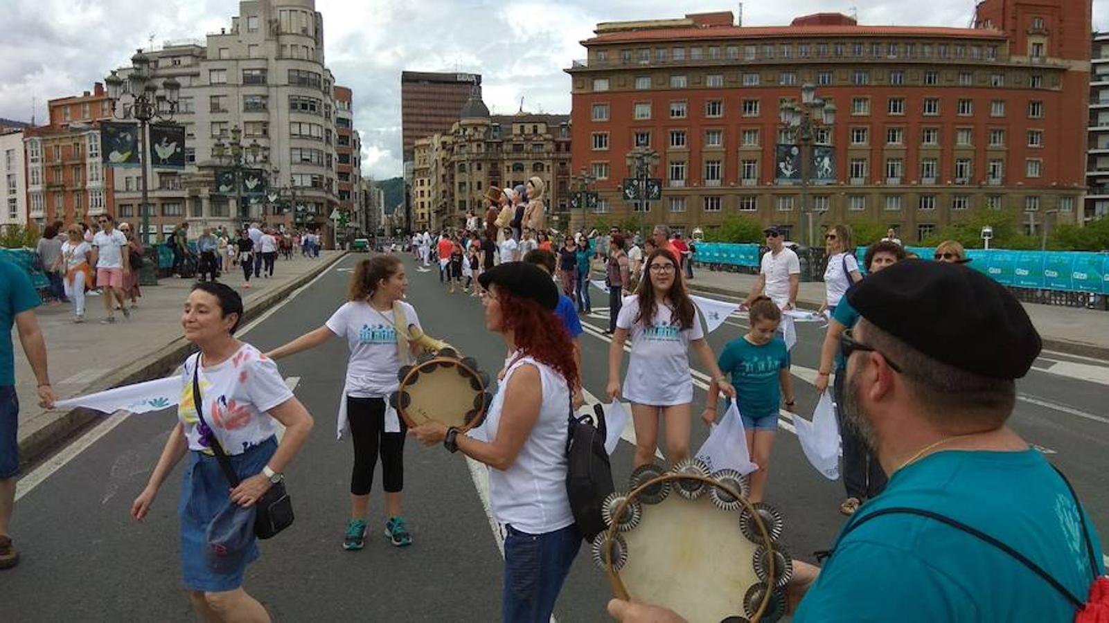 Cerca de 100.000 personas participan en la iniciativa de Gure Esku Dago