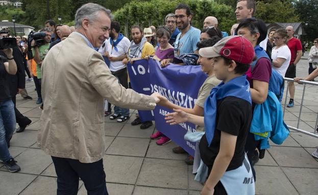 Urkullu ha recibido a los refugiados que participan en la marcha solidaria 'Caminos de Hospitalidad'.