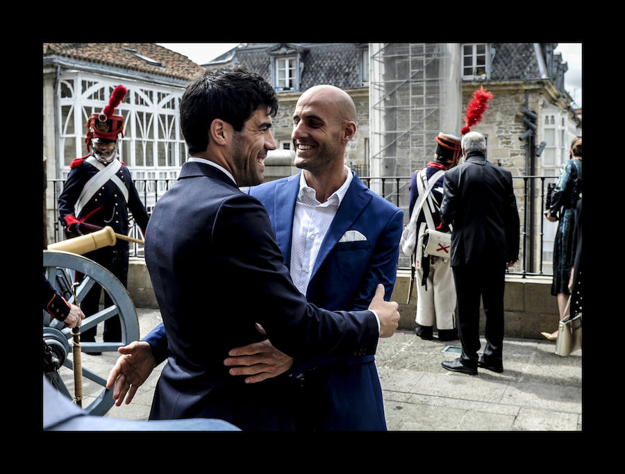 El capitán del Deportivo Alavés ha contraído matrimonio con su novia este sábado en una ceremonia que se ha celebrado en la iglesia de San Miguel, en Vitoria