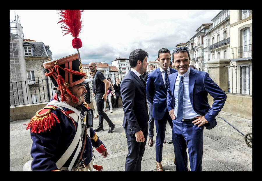 El capitán del Deportivo Alavés ha contraído matrimonio con su novia este sábado en una ceremonia que se ha celebrado en la iglesia de San Miguel, en Vitoria