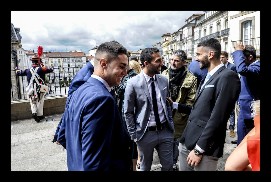 El capitán del Deportivo Alavés ha contraído matrimonio con su novia este sábado en una ceremonia que se ha celebrado en la iglesia de San Miguel, en Vitoria