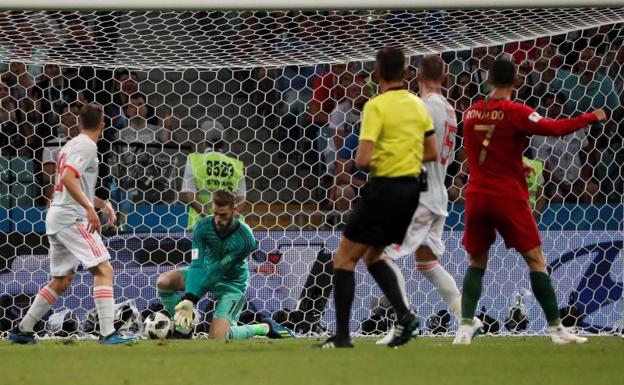 De Gea, en el fallo del segundo gol de Portugal.