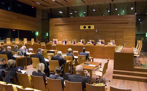 Una de las Salas del Tribunal de Justicia de la UE en Luxemburgo, durante una vistas.