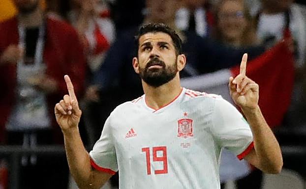 Diego Costa celebra su gol ante Irán. 