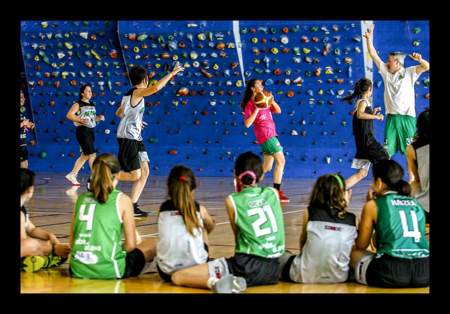 El Ararteko y el Araski unen fuerzas en el II Encuentro por la Integración