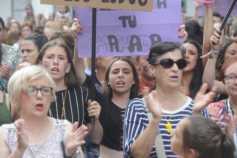 Fotos: Miles de personas protestan en Bilbao por la puesta en libertad de &#039;La Manada&#039;