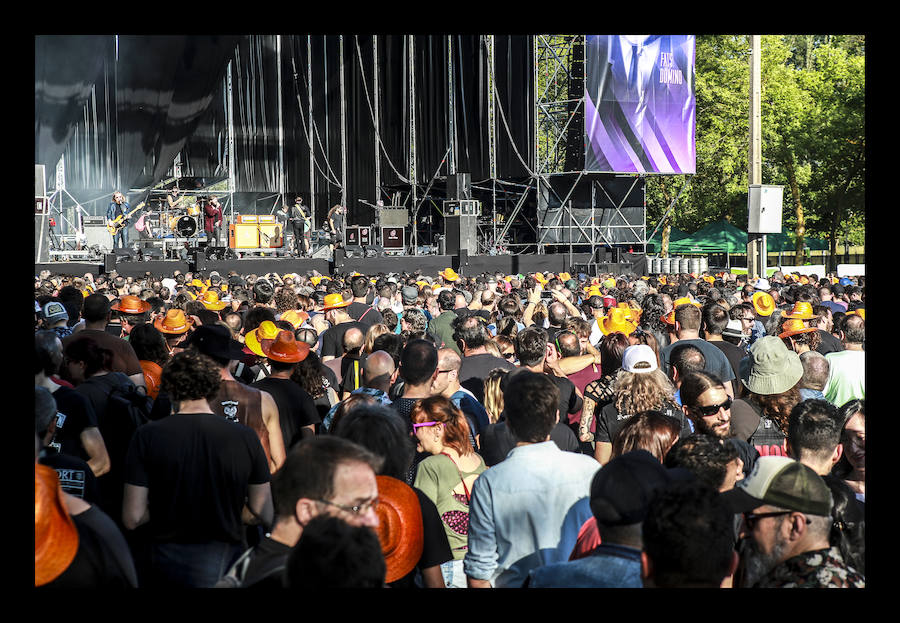 Fotos: Ambiente en el Azkena las primeras horas del festival