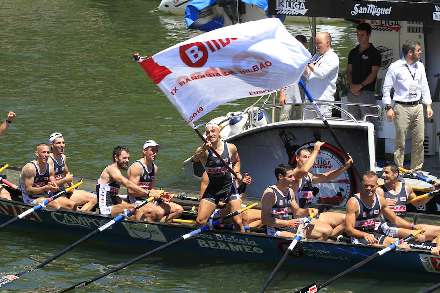 Urdaibai se ha impuesto en la regata por delante de Hondarribia