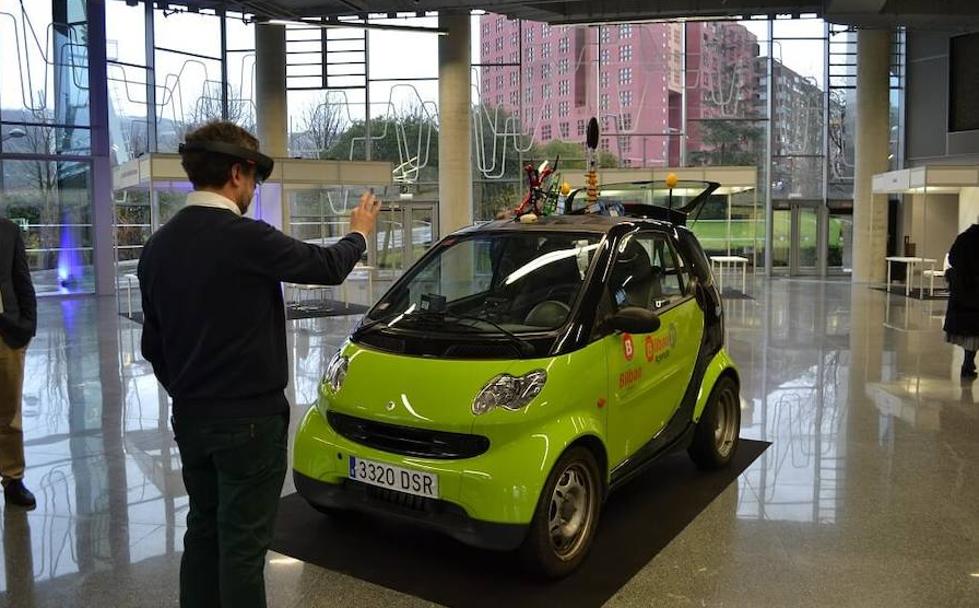 Vehículo municipal para la medición de campos electromagnéticos en ciudades equipado por Imatek.