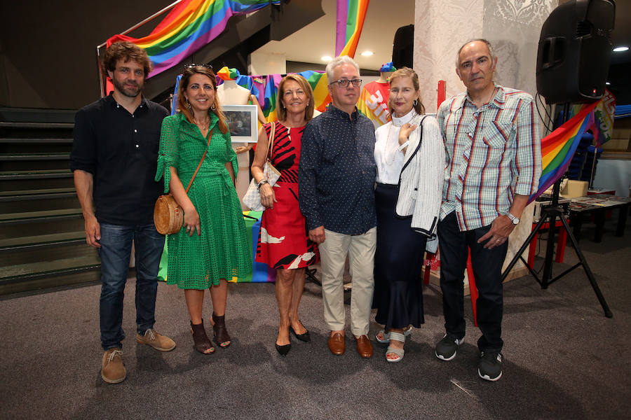 Gonzalo Cárdenas, Saioa Leguinagoicoa, Matilde y Jujo Ortiz, Tuti Reizabal y Jose Julio Uribe-Etxebarria. 