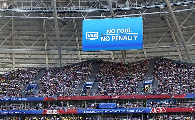 Anuncio del VAR, tras ser consultado en un partido.