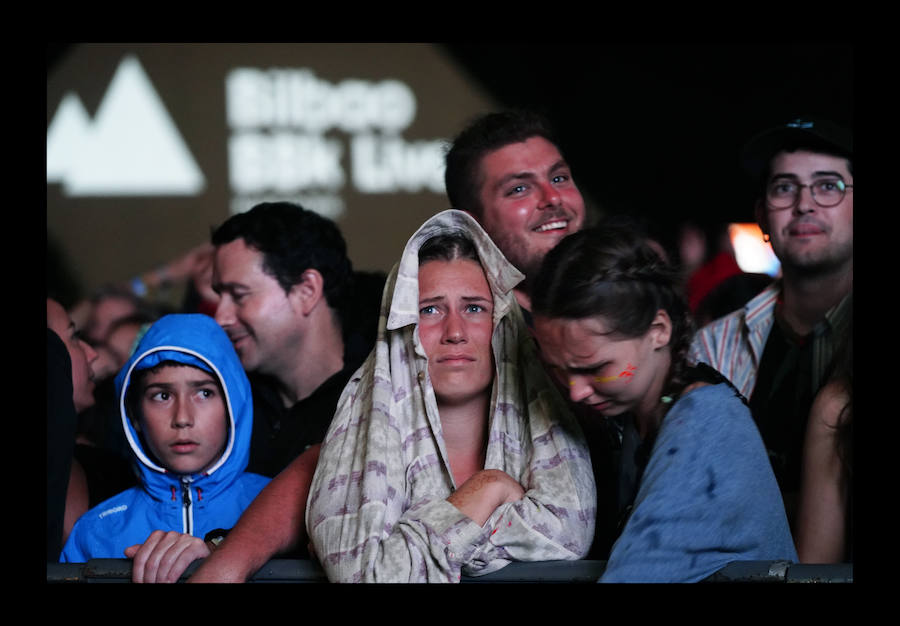 Los artistas y los fans se impusieron a la lluvia en la noche de este viernes en el  BBK Live 2018 .