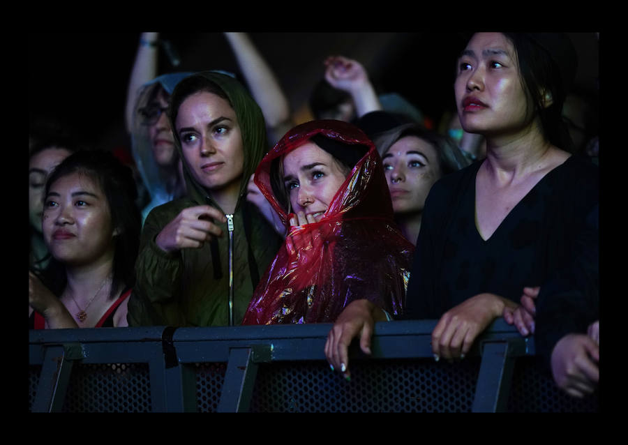 Los artistas y los fans se impusieron a la lluvia en la noche de este viernes en el  BBK Live 2018