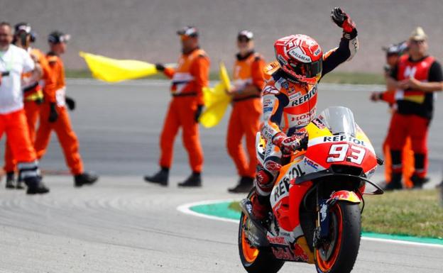 Márquez celebrando su victoria