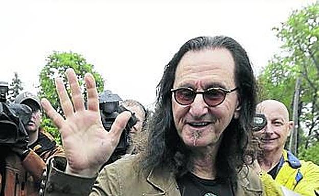 Geddy Lee.