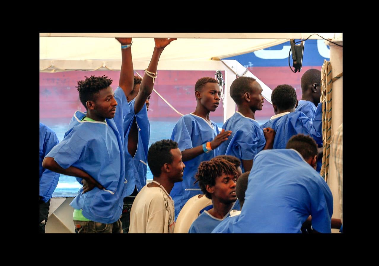 Fotos: El &#039;Open Arms llega a Algeciras con 87 inmigrantes