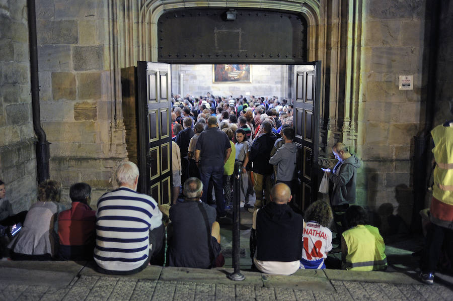 Fotos: Peregrinación hasta Begoña para homenajear a la Amatxu