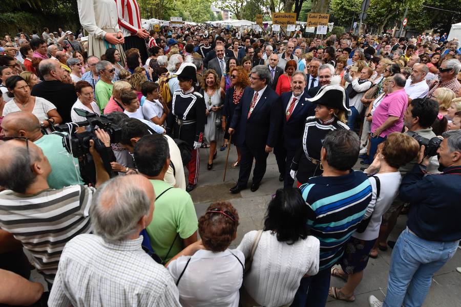 Fotos: Peregrinación hasta Begoña para homenajear a la Amatxu