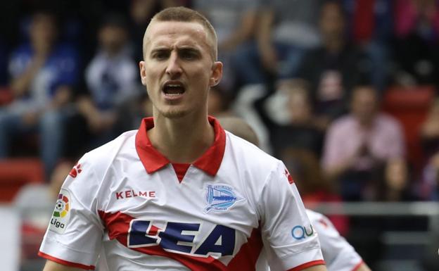 Rodrigo Ely durante el partido disputado en Eibar.