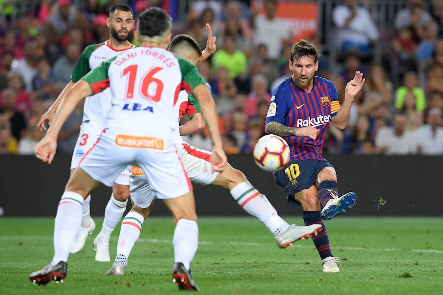 El Camp Nou ha albergado este sábado el primer partido de la Liga Santander de la temporada 2018-2019