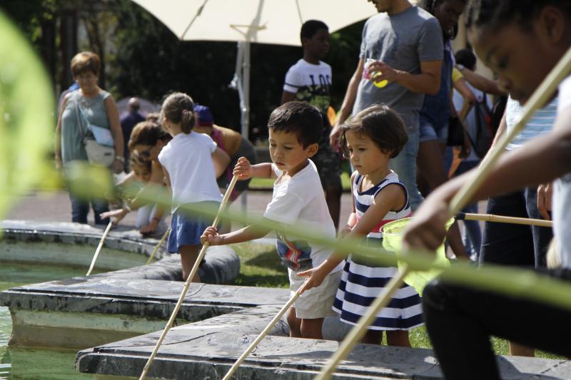 Fotos: Los más pequeños disfrutan del txikigune de la Aste Nagusia